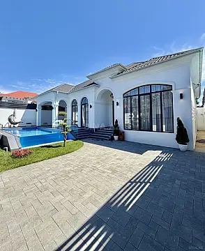 Satılır 4 otaqlı həyət evi 200 m² — Bakı, Mərdəkan 4 otaq 200.00 m²
