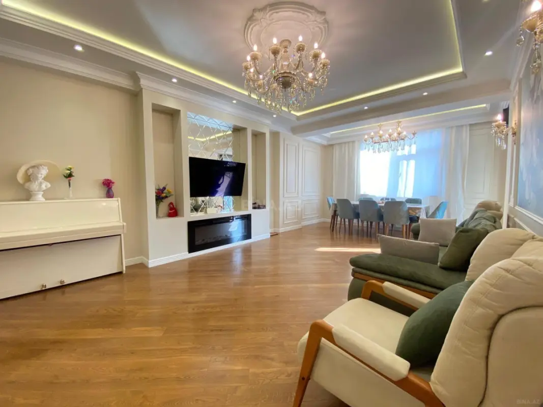 Kirayə verilir 3 otaqlı mənzil 116 m²