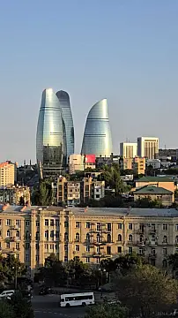 Satılır 4 otaqlı mənzil 190 m² — Bakı 4 otaq 190.00 m²