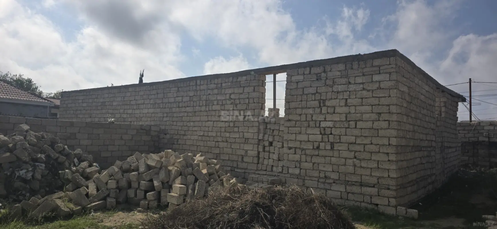 Satılır obyekt 2000 m²