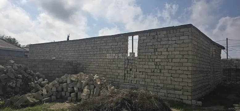 Satılır obyekt 2000 m² — Bakı, Binə 2000.00 m²