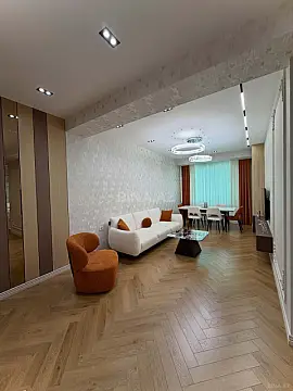 Satılır 4 otaqlı mənzil 130 m² — Bakı, Nəsimi 4 otaq 130.00 m²