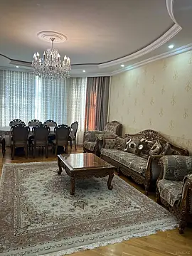 Kirayə verilir 4 otaqlı mənzil 180 m² — Bakı 4 otaq 180.00 m²