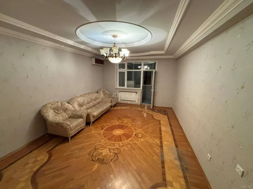 Kirayə verilir 3 otaqlı mənzil 101 m²