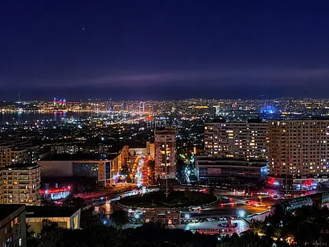 Satılır 4 otaqlı mənzil 100 m² — Bakı, Həzi Aslanov qəs. 4 otaq 100.00 m²