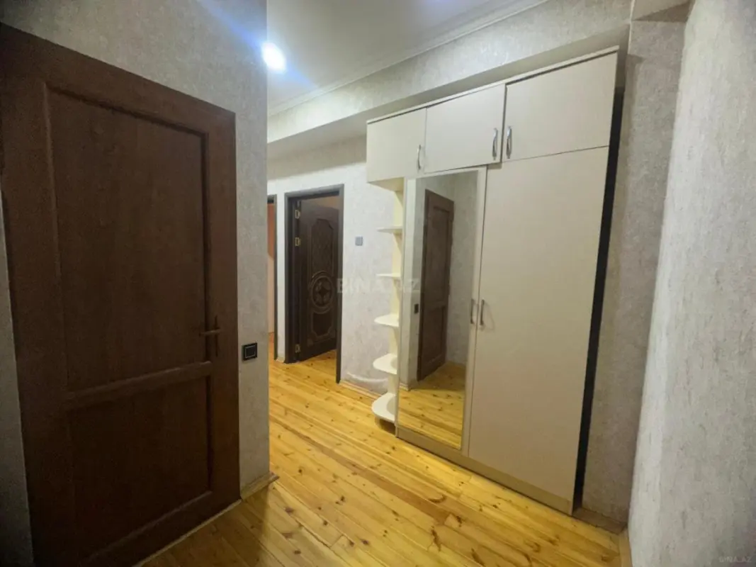 Kirayə verilir 2 otaqlı mənzil 63 m²