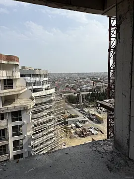 Satılır 3 otaqlı mənzil 61 m² — Bakı, Bakıxanov 3 otaq 61.00 m²