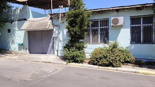Satılır 7 otaqlı həyət evi 210 m² — Bakı, Badamdar 7 otaq 210.00 m²