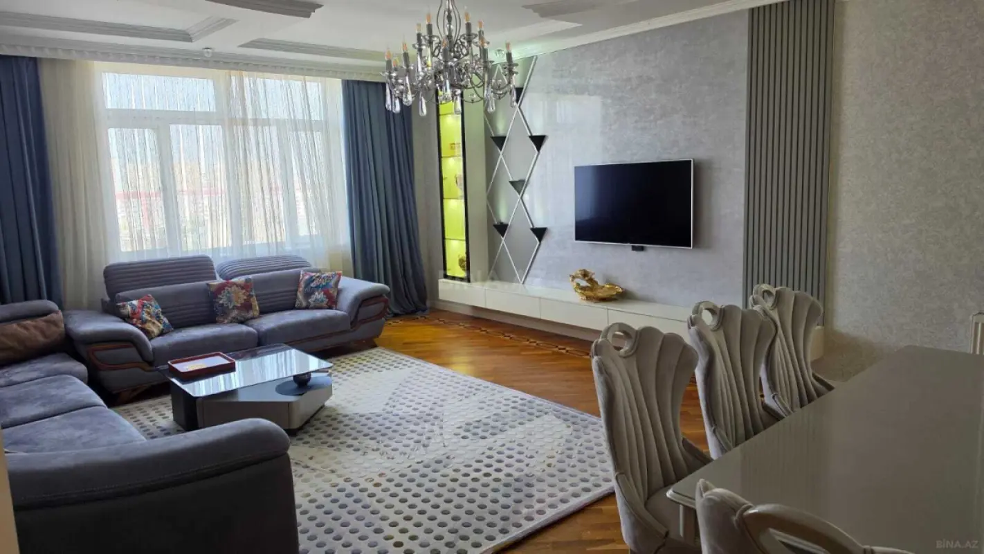 Kirayə verilir 3 otaqlı mənzil 150 m²