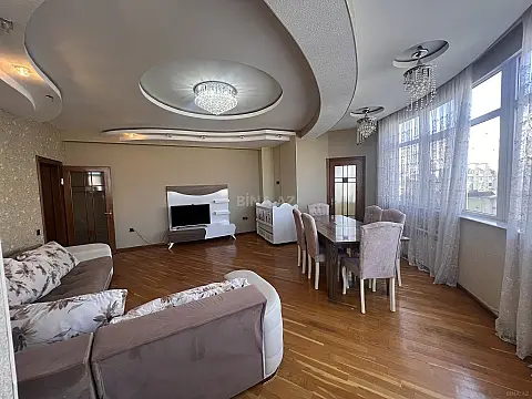 Kirayə verilir 2 otaqlı mənzil 71 m² — Bakı, Memar Əcəmi yanı 2 otaq 71.00 m²
