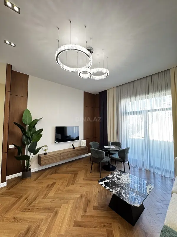 Satılır 2 otaqlı mənzil 62 m²