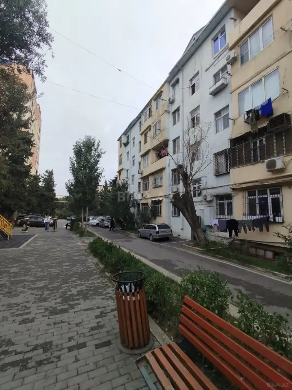 Satılır 1 otaqlı mənzil 35 m²