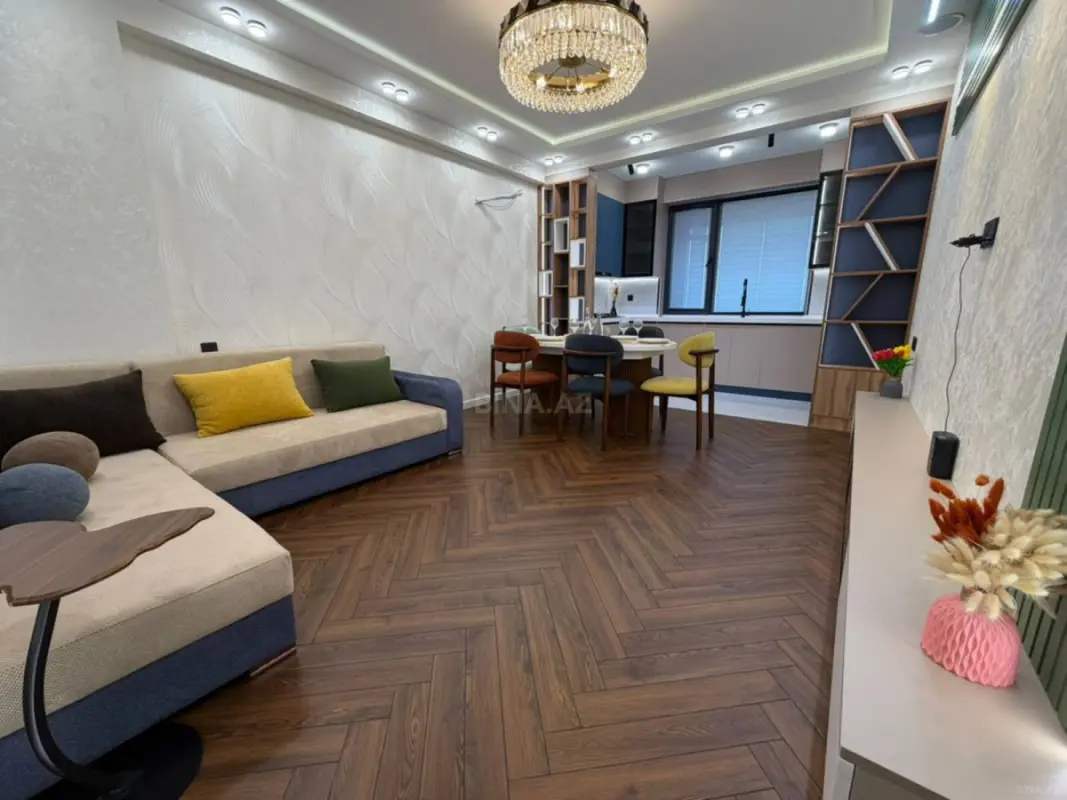 Satılır 3 otaqlı mənzil 110 m²