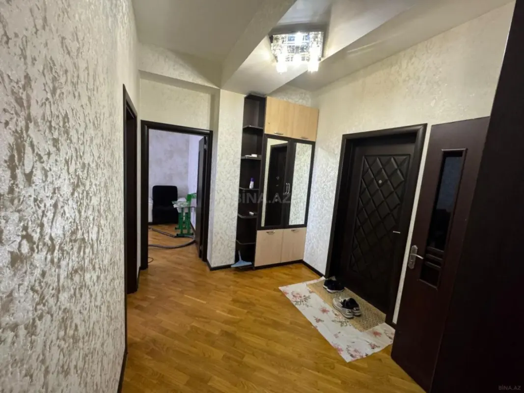 Satılır 2 otaqlı mənzil 80 m²