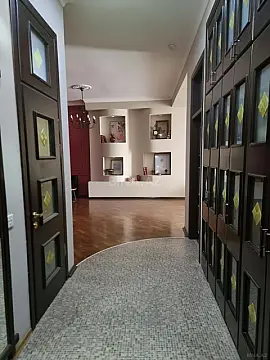 Kirayə verilir 3 otaqlı mənzil 135 m² — Bakı, Nizami 3 otaq 135.00 m²