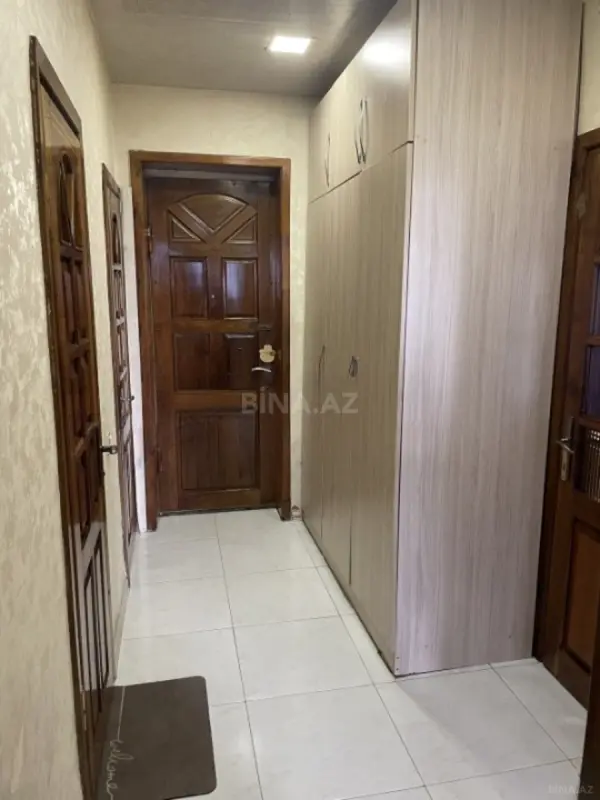 Satılır 3 otaqlı mənzil 82 m²