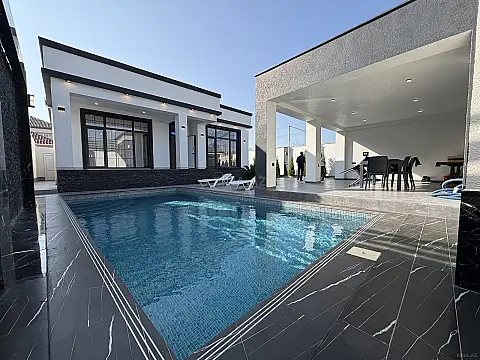 Satılır 4 otaqlı həyət evi 150 m² — Bakı, Novxanı 4 otaq 150.00 m²
