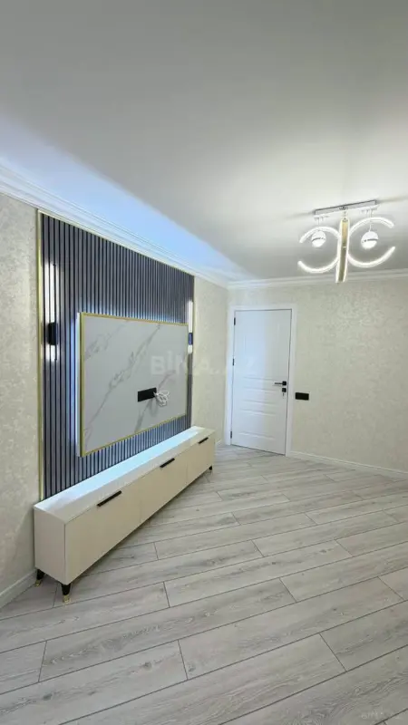 Satılır 3 otaqlı mənzil 67 m²