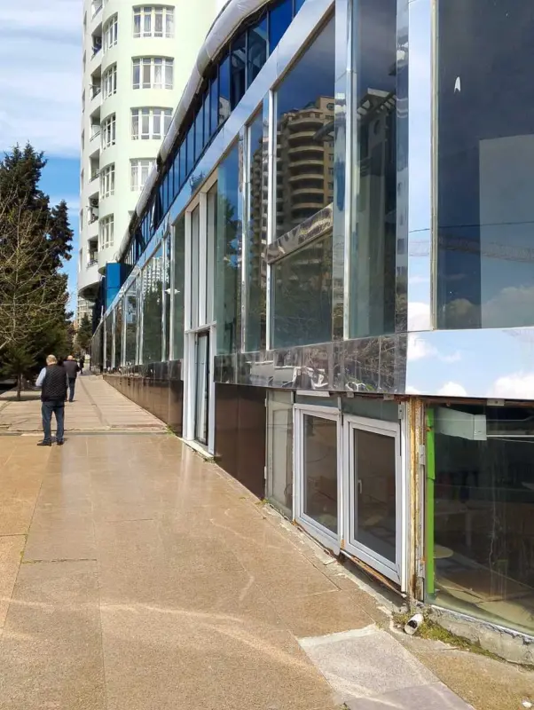 Kirayə verilir obyekt 2200 m²