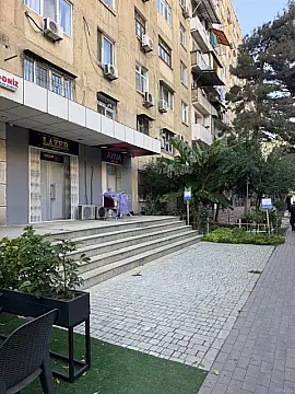 Kirayə verilir obyekt 70 m² — Bakı, Əhmədli 70.00 m²