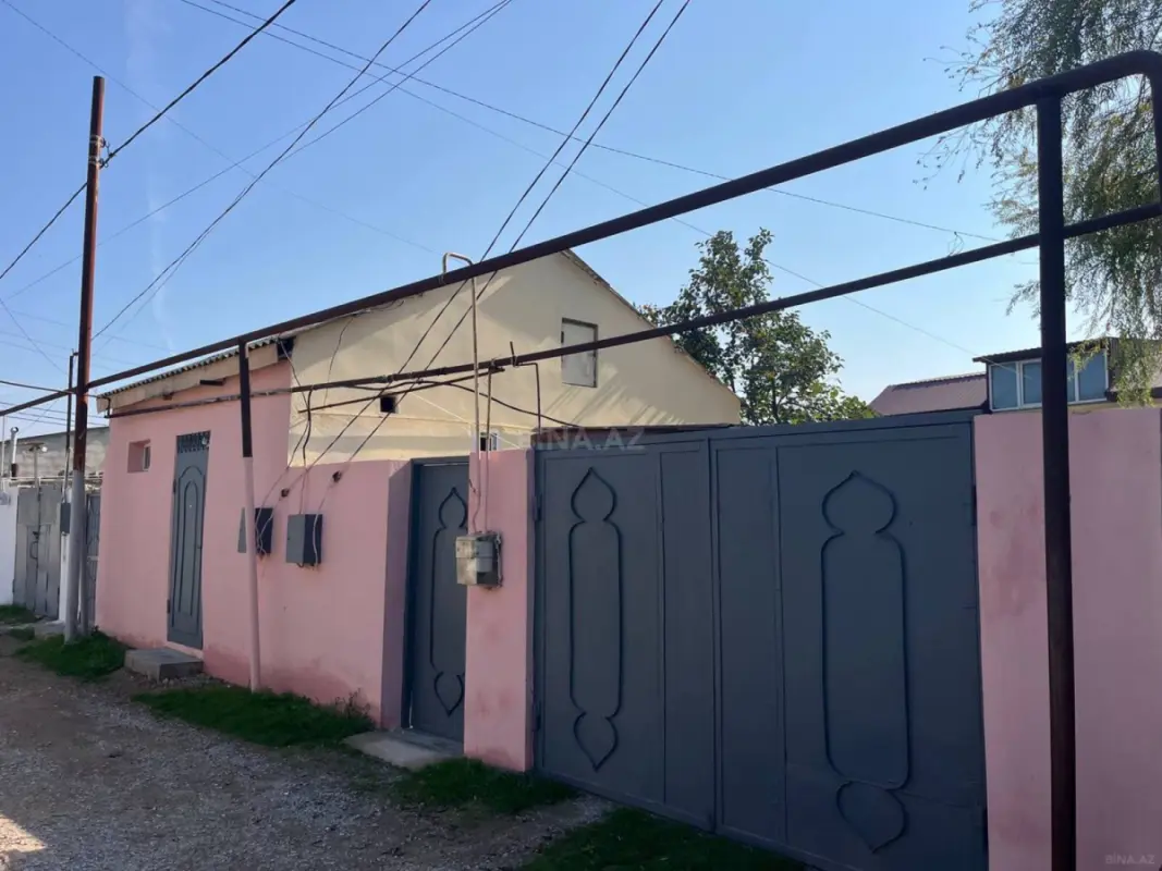 Satılır 5 otaqlı həyət evi 130 m²