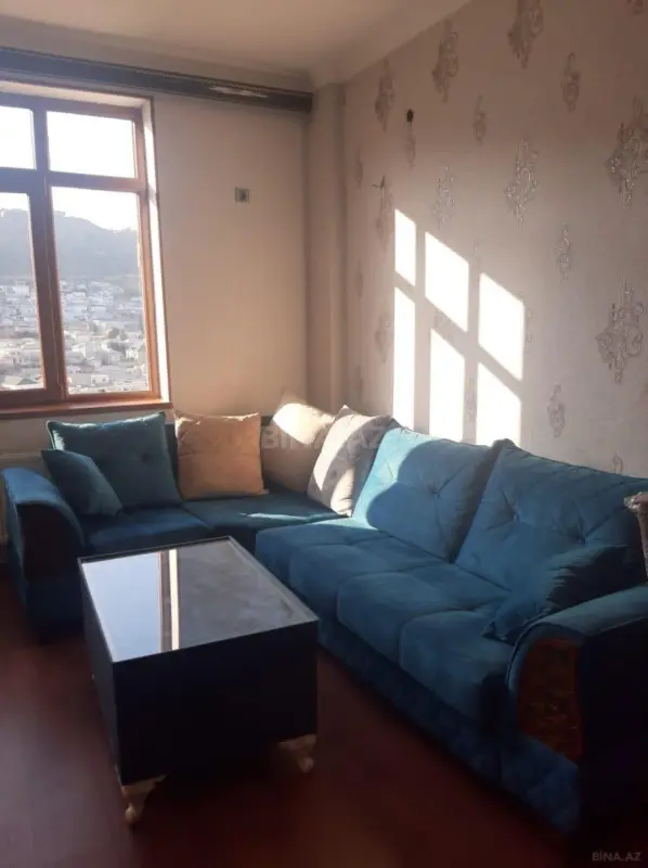 Satılır 2 otaqlı mənzil 80 m²
