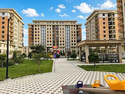 Satılır 3 otaqlı mənzil 100 m² — Sumqayıt 3 otaq 100.00 m²