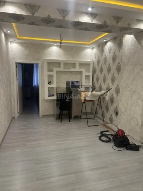 Kirayə verilir 2 otaqlı mənzil 77 m²