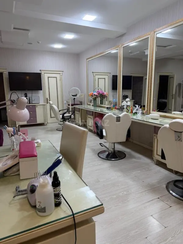 Kirayə verilir obyekt 95 m²