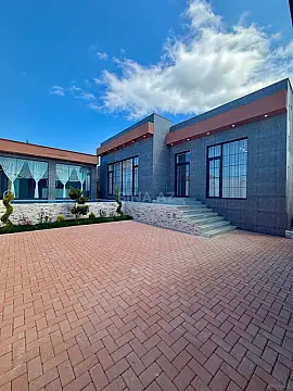 Satılır 4 otaqlı həyət evi 180 m² — Bakı, Mərdəkan 4 otaq 180.00 m²