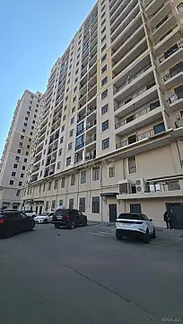 Satılır 4 otaqlı mənzil 185 m² — Bakı 4 otaq 185.00 m²