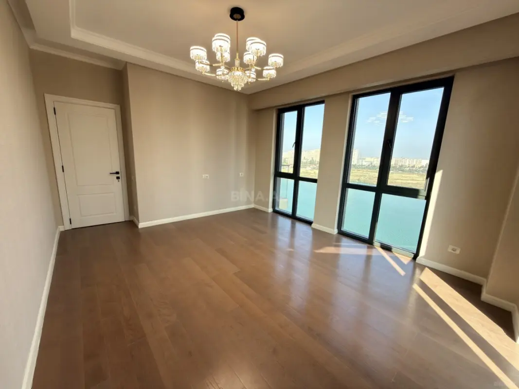 Satılır 3 otaqlı mənzil 83 m²