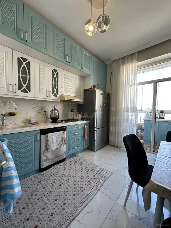 Satılır 4 otaqlı mənzil 105 m²