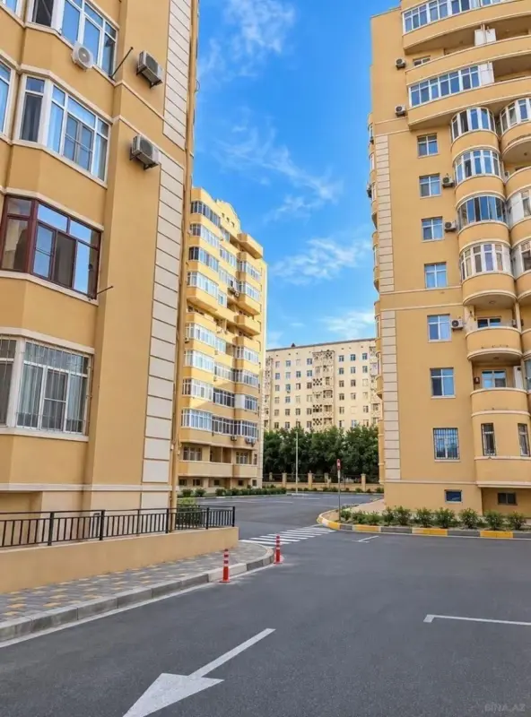 Satılır 3 otaqlı mənzil 112 m²