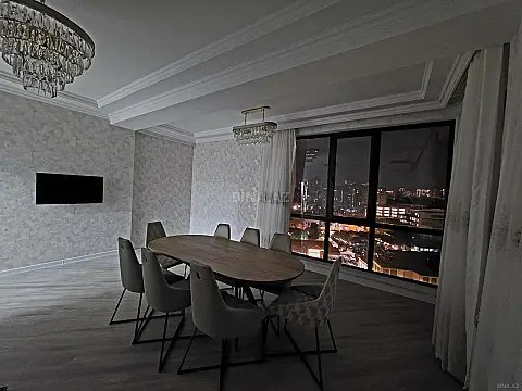 Kirayə verilir 3 otaqlı mənzil 140 m² — Bakı 3 otaq 140.00 m²