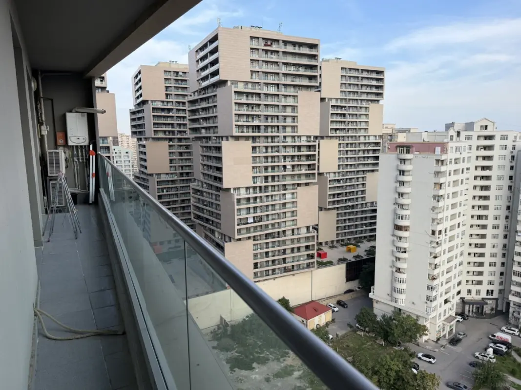 Kirayə verilir 3 otaqlı mənzil 107 m²