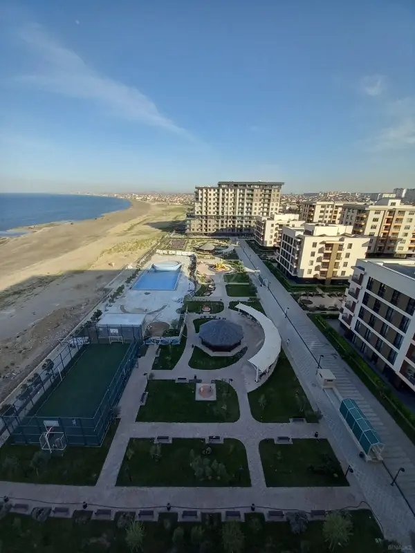 Satılır 3 otaqlı mənzil 150 m²