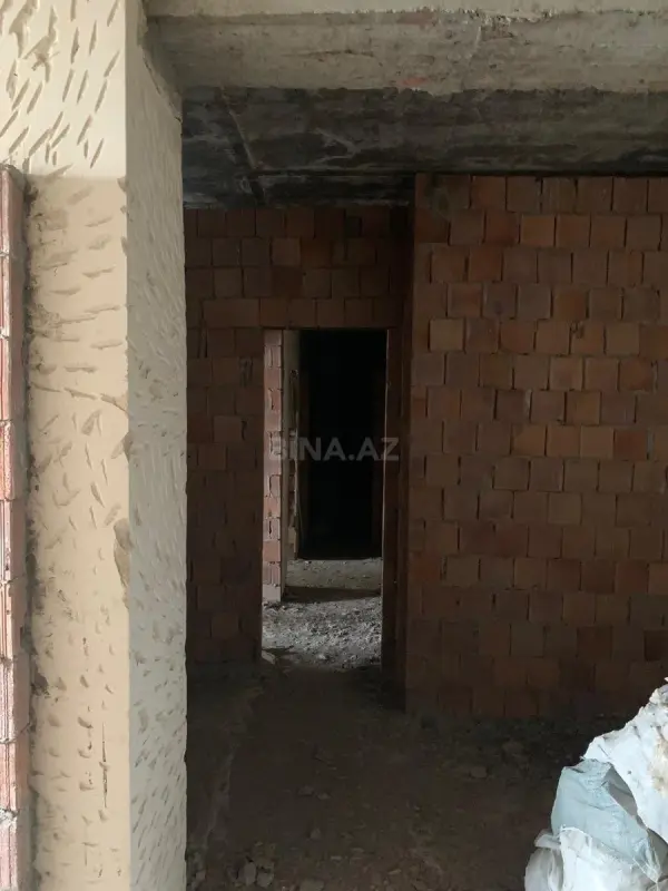 Satılır 2 otaqlı mənzil 90 m²