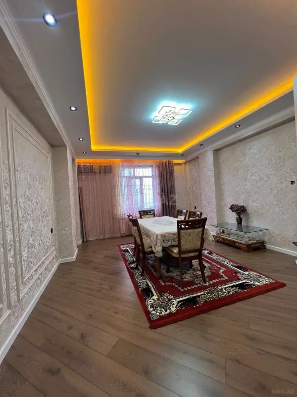 Satılır 2 otaqlı mənzil 90 m²