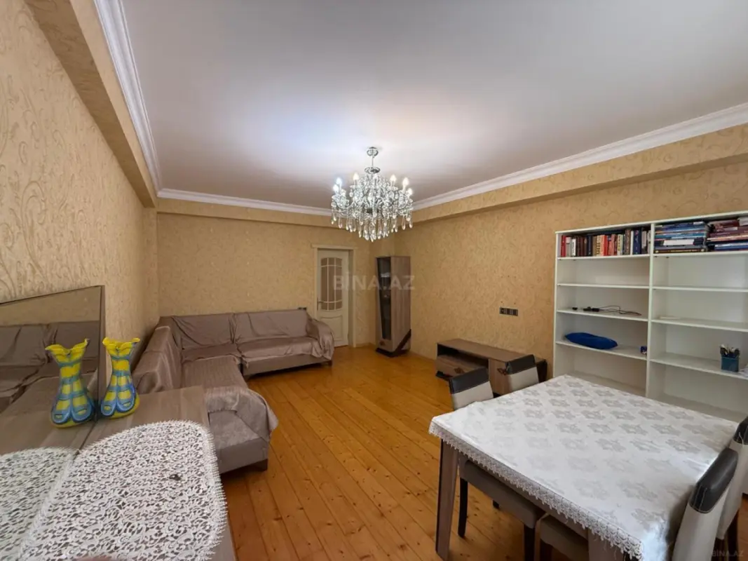 Kirayə verilir 3 otaqlı mənzil 93 m²
