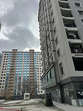 Satılır 3 otaqlı mənzil 145 m² — Bakı 3 otaq 145.00 m²