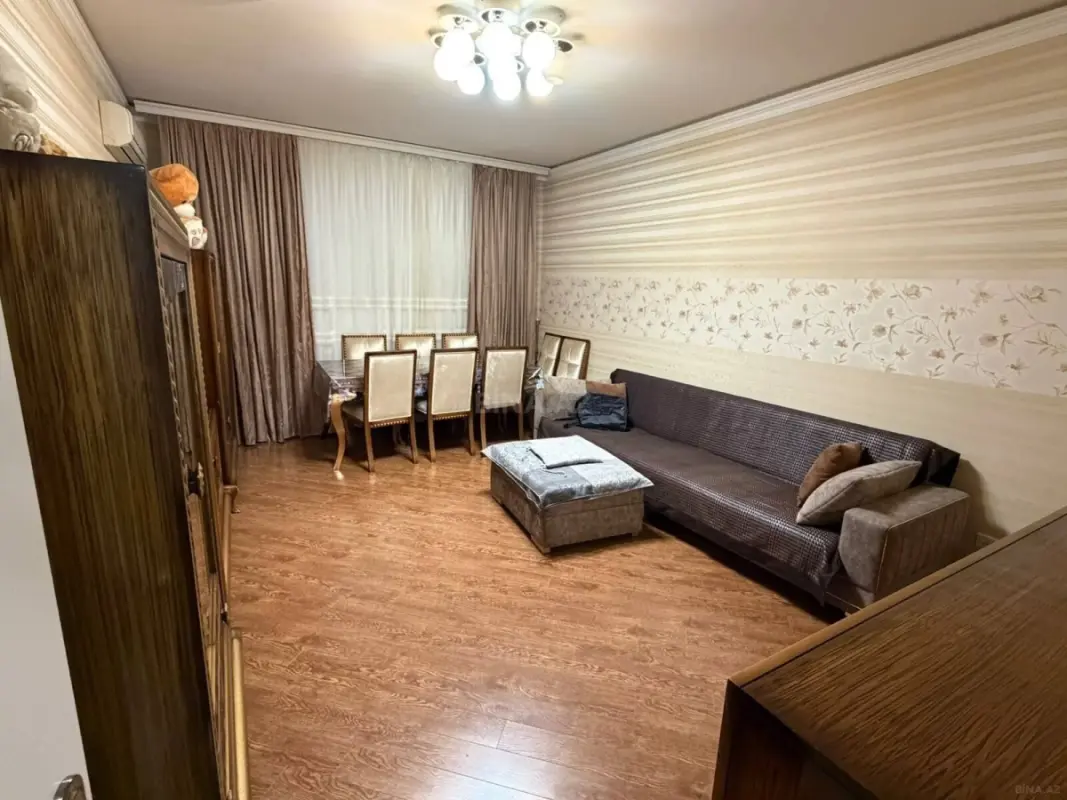 Kirayə verilir 2 otaqlı mənzil 90 m²