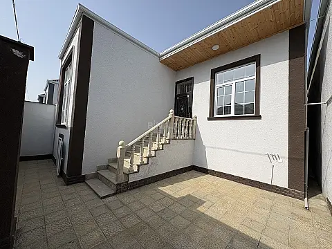 Satılır 3 otaqlı həyət evi 70 m² — Bakı 3 otaq 70.00 m²