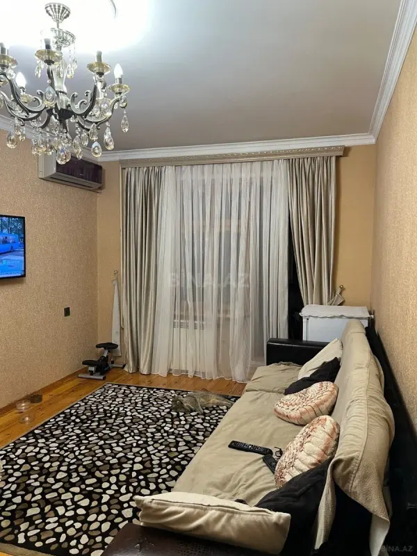 Satılır 2 otaqlı mənzil 49 m²