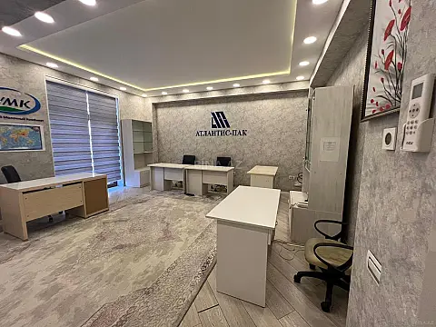 Kirayə verilir 3 otaqlı ofis 96 m² — Bakı 3 otaq 96.00 m²