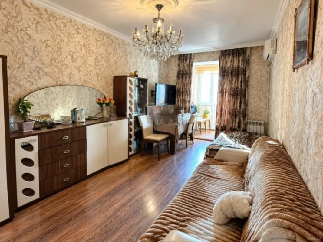 Satılır 3 otaqlı mənzil 90 m²