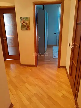 Satılır 3 otaqlı mənzil 171 m² — Bakı 3 otaq 171.00 m²