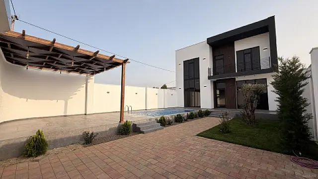 Satılır 5 otaqlı həyət evi 220 m² — Bakı, Mərdəkan 5 otaq 220.00 m²