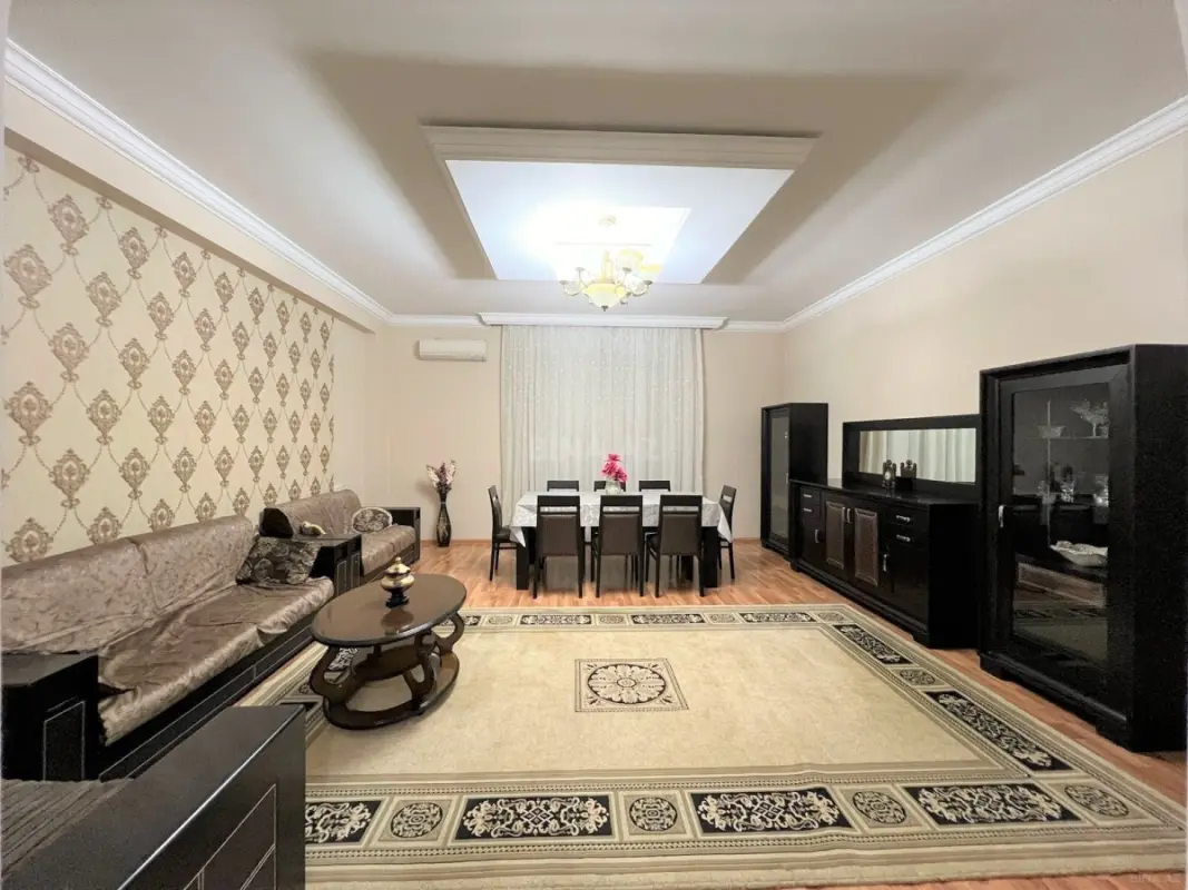 Satılır 3 otaqlı mənzil 105 m²
