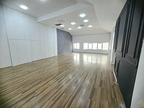 Kirayə verilir 4 otaqlı ofis 220 m² — Bakı, Nərimanov 4 otaq 220.00 m²